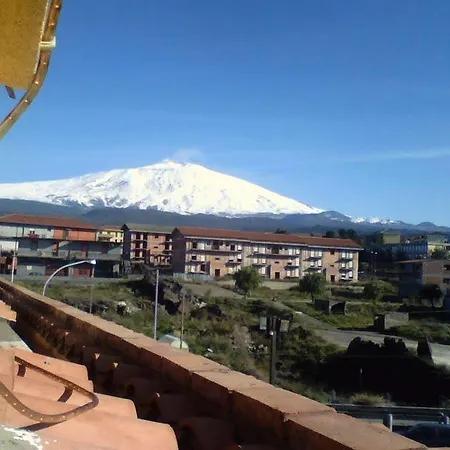 Hotell Parco Dell'etna 3*